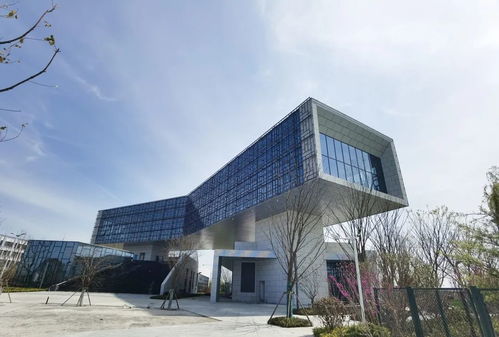 铸造精品工程 长临河科创小镇的建筑装饰业实践